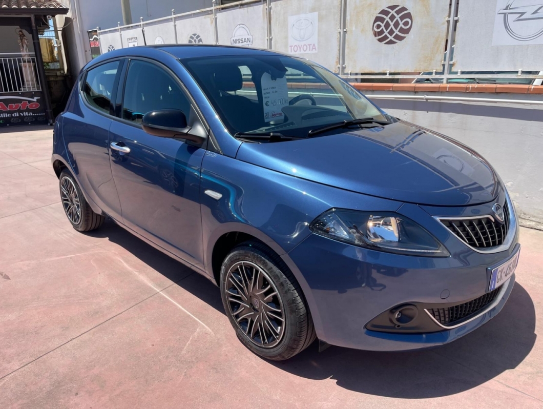 LANCIA YPSILON HYBRID 1.0 IBRIDA 70CV